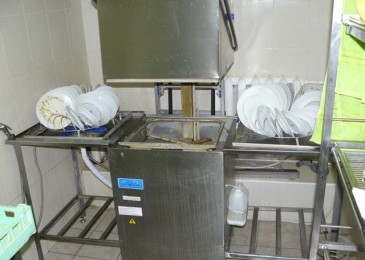 Преглед на съдомиялна машина MPU 700