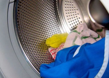Какво да направите, ако вашата пералня Bosch спре да центрофугира дрехи