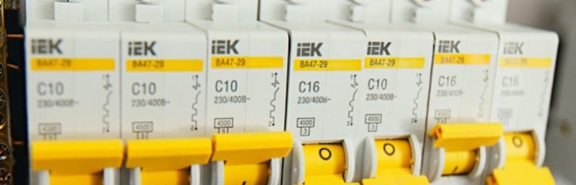 Пералнята избива машината - какво да правя