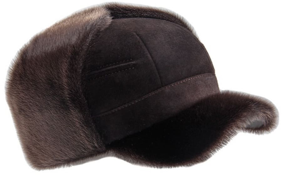 Шапка с кожена козирка
