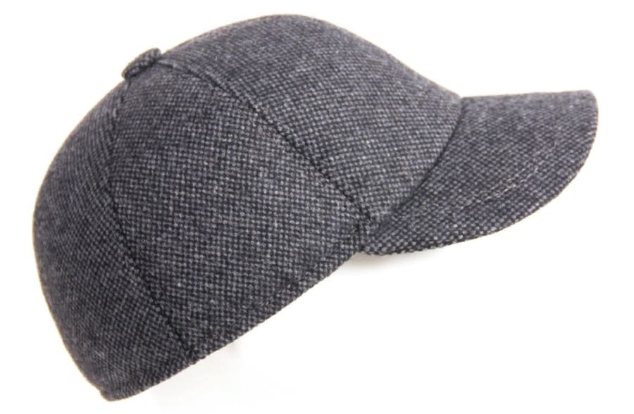 Вълнена бейзболна шапка