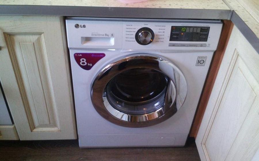 Машина за вграждане LG