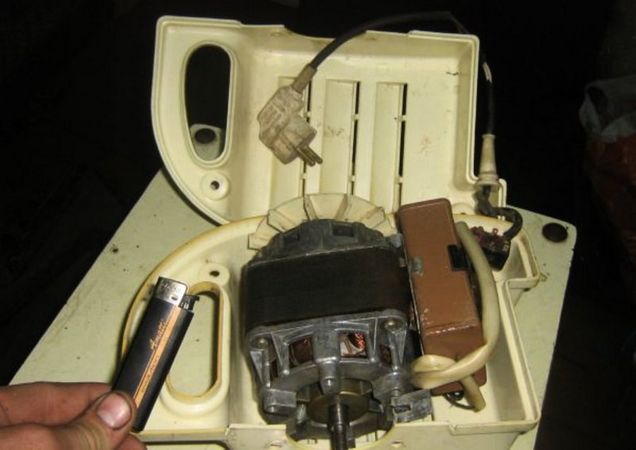  Премахване на двигателя на машината