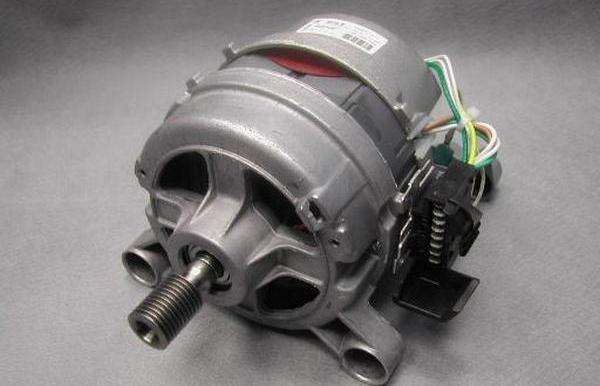 Асинхронен двигател