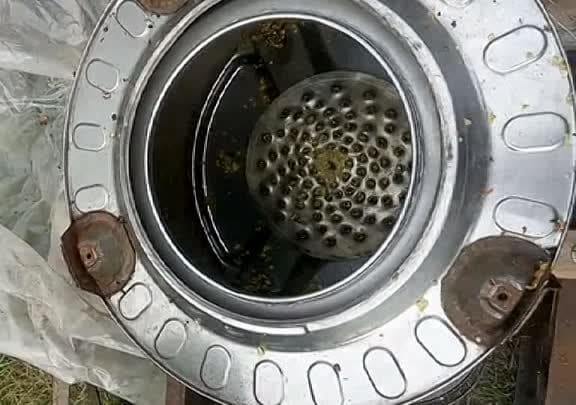 Сокоизтисквачка с предно зареждане