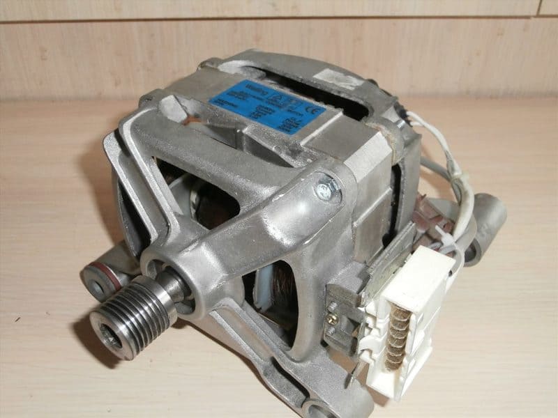 Четкови двигатели