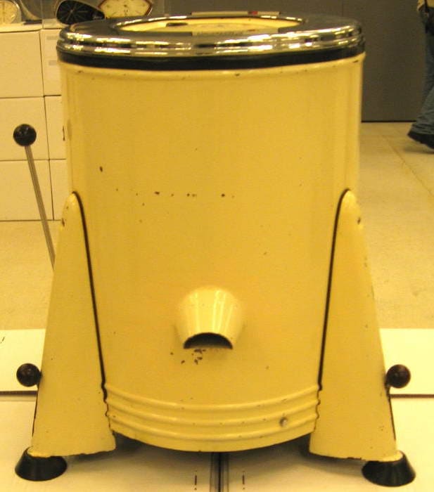 пералня Рига 54