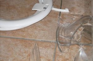 Спукано стъкло на пералня