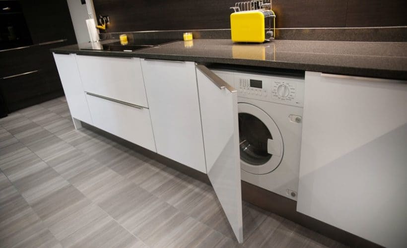вградена пералня