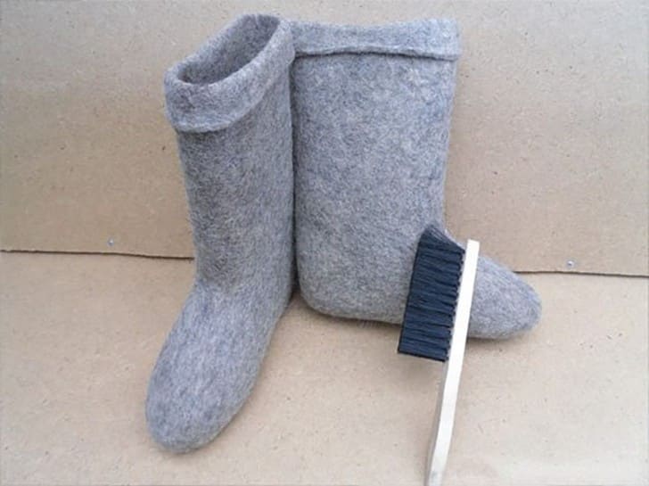 как да се перат филцови ботуши