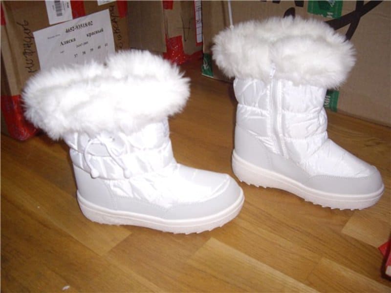 Как да перете издухани обувки в пералня