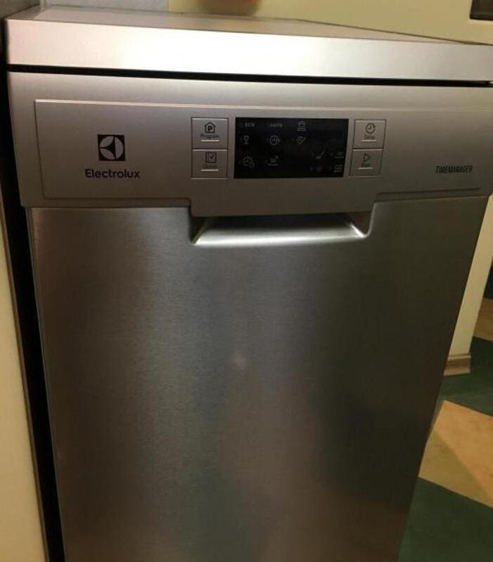 съдомиялна Electrolux ESF 9452 LOX