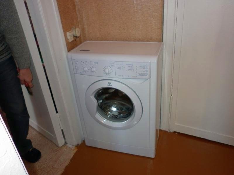 пералня в коридора