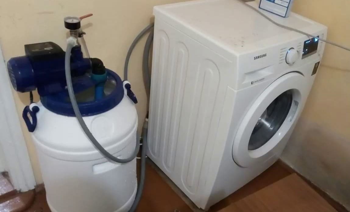 Методи за свързване на перално устройство без течаща вода